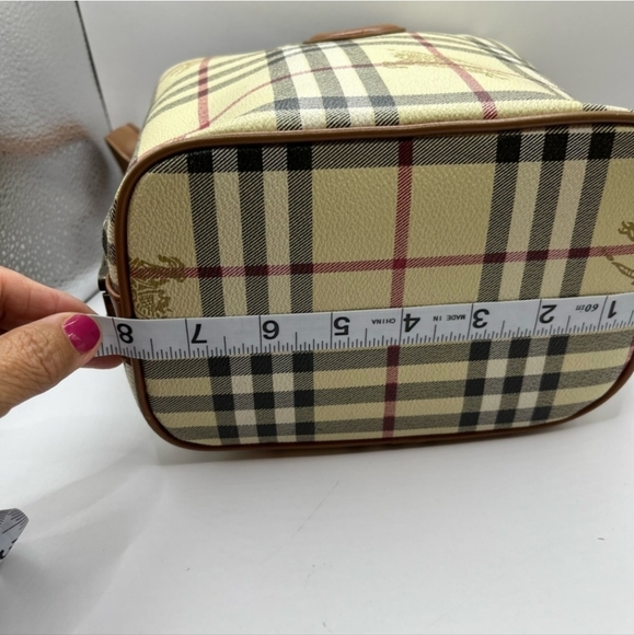 Burberrys Coated Canvas Nova check tote small handbag Purse 7"H 9"W vintage - Picture 13 of 15